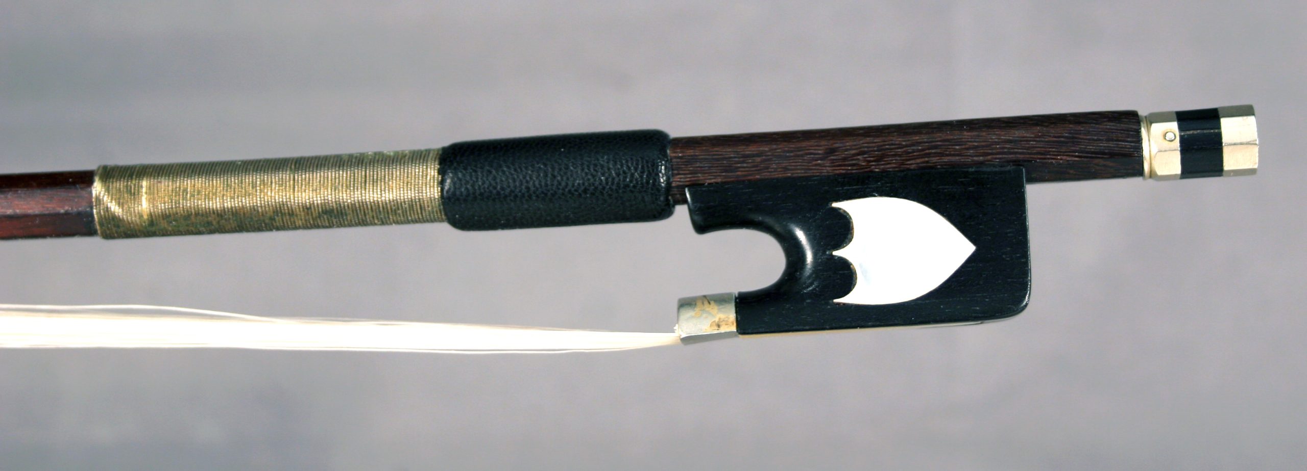 German violin bow by a member of Knopf family ca. 1850. - Image 2
